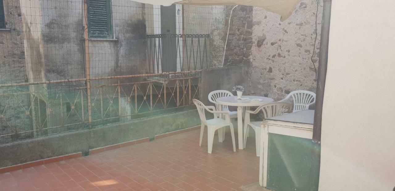 Апартаменты Terrazza Nel Borgo Санто-Стефано-ди-Магра Экстерьер фото